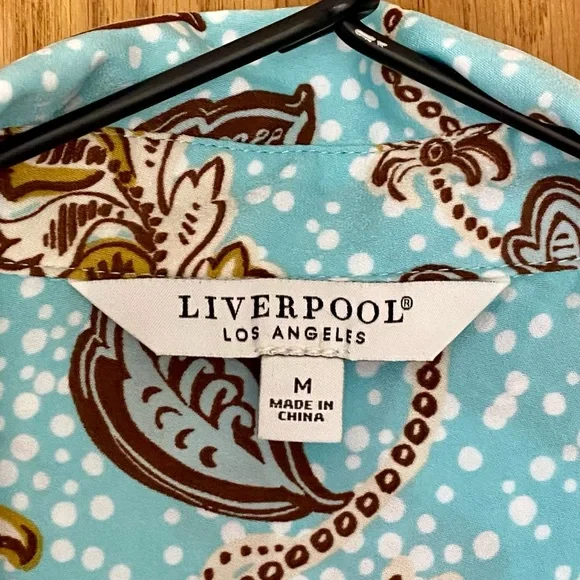 ๐ Liverpool Los Angeles Button Up Blouse - Picture 5 of 14